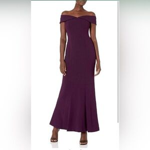 NWT Calvin Klein Aubergine Off the Shoulder Long Dress Gown Sz 6 Wedding Prom